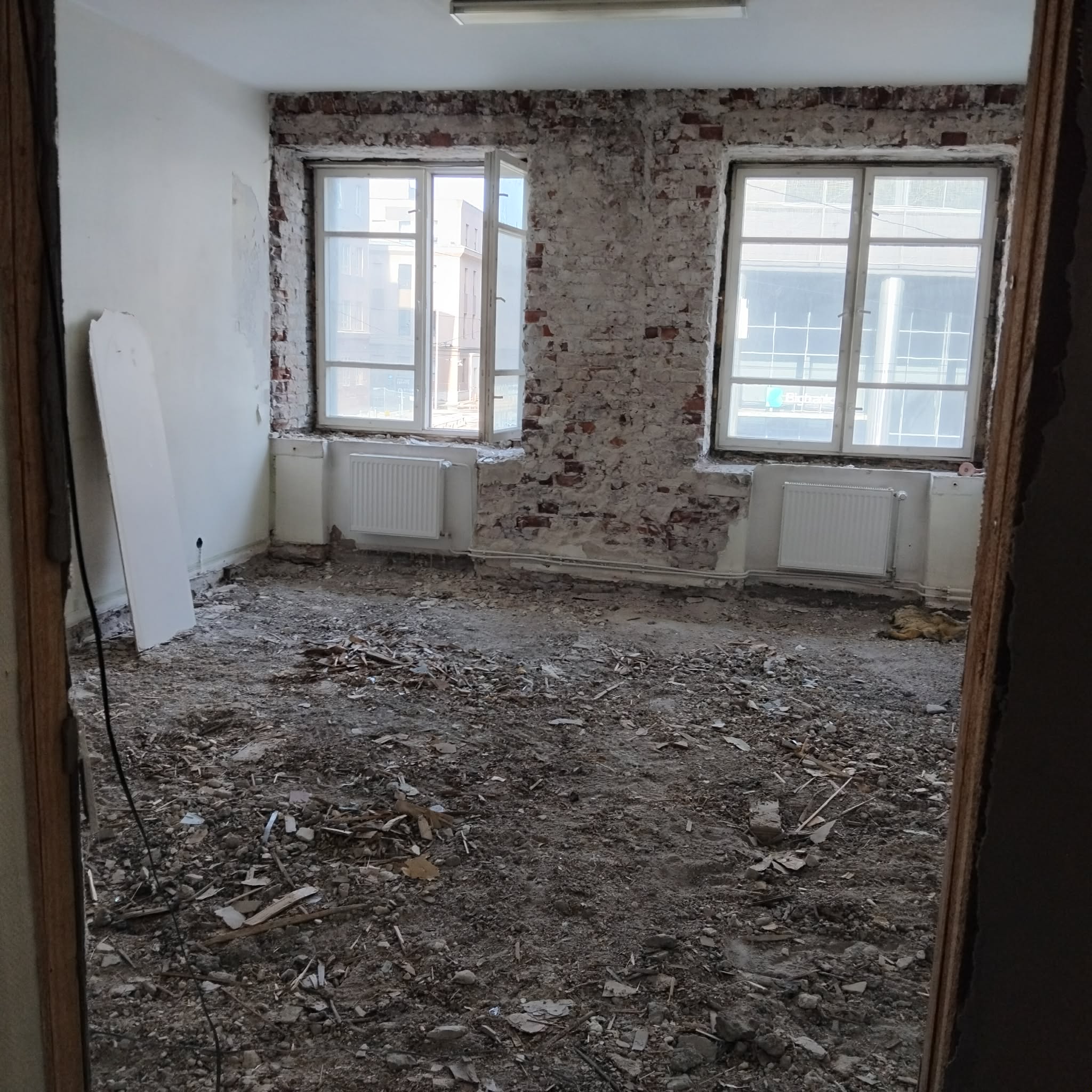 2c38af27-6ed8-4780-902a-835628751805