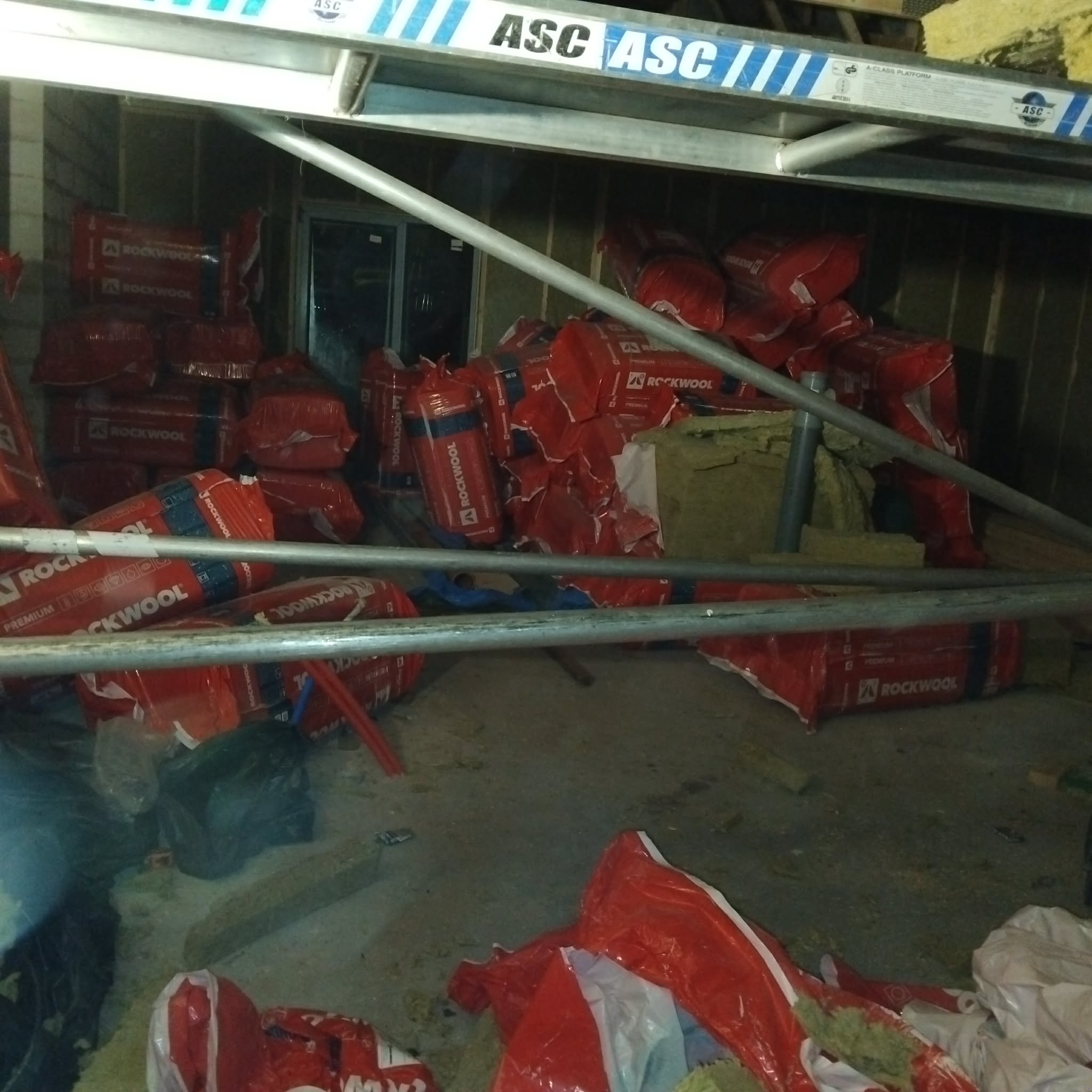 8a29d608-0542-41f0-b8aa-8c948e274a51