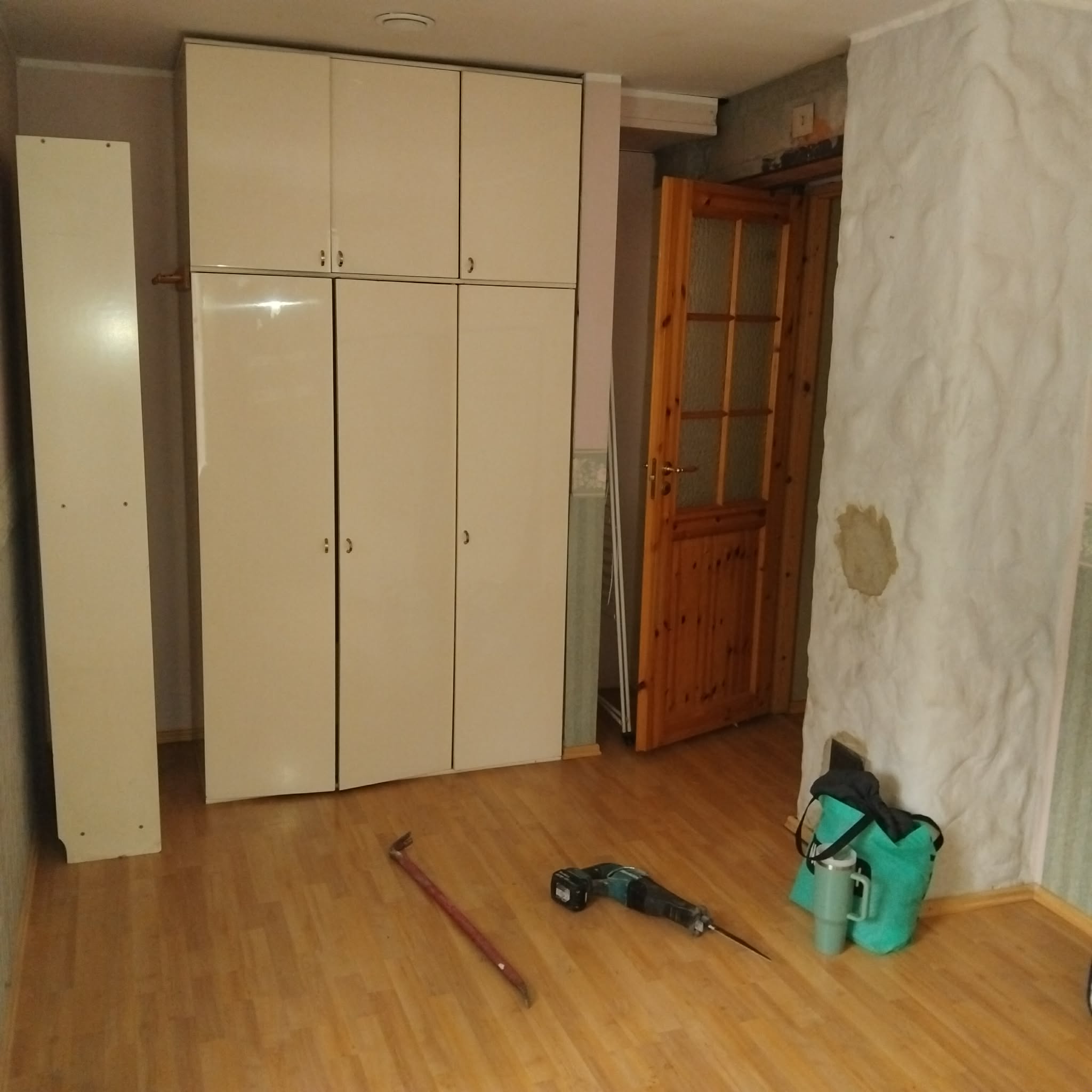 ddb44259-5d26-4696-a79f-91a1d5477410